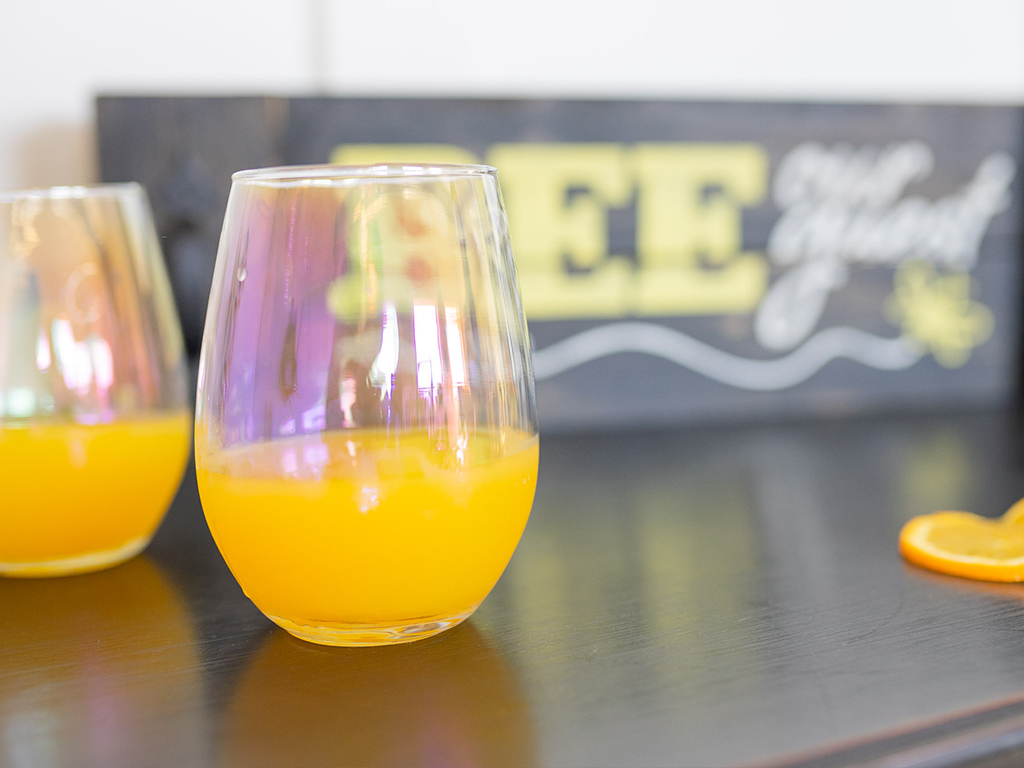 2 Mimosas Staged