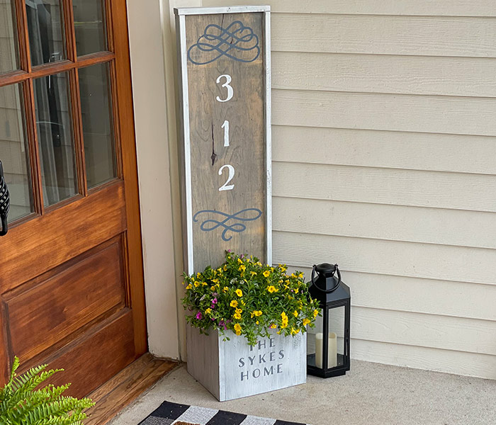 planter-decorative-address-planter Decorative Address Planter